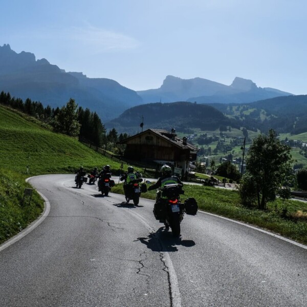 Alpes en Moto: El Gran Tour de las Montañas Italianas