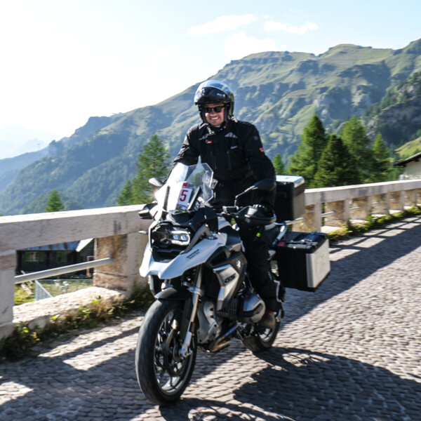 10 PAESI EUROPEI TOUR IN MOTO